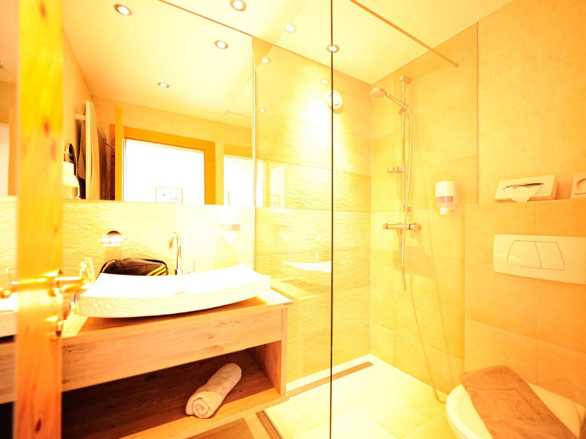 Hotel Roeck Garni Fiss Exterior foto