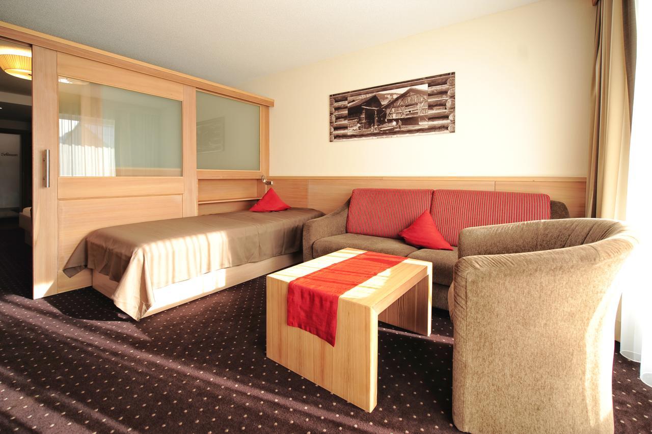 Hotel Roeck Garni Fiss Exterior foto